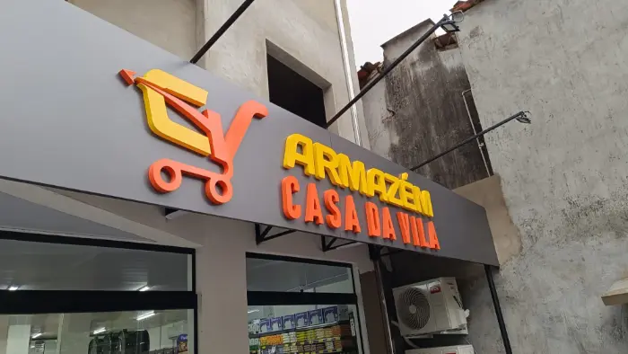 Letras caixa 3D de mercado, vistas em ângulo
